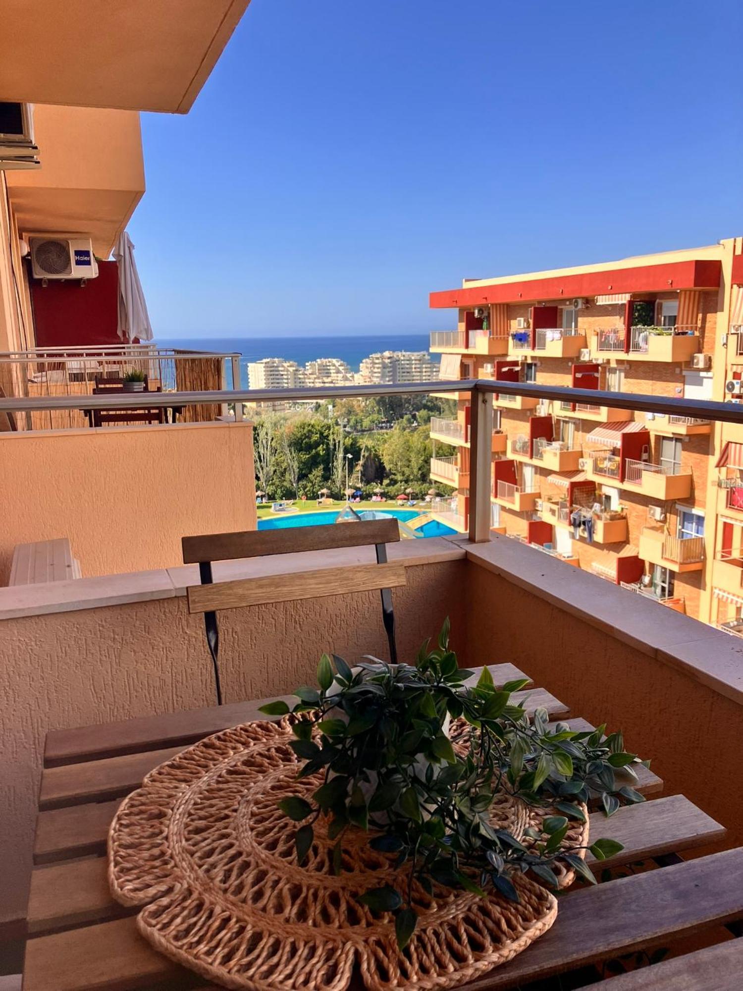 Bythewave Apartments Benalmádena Exteriér fotografie